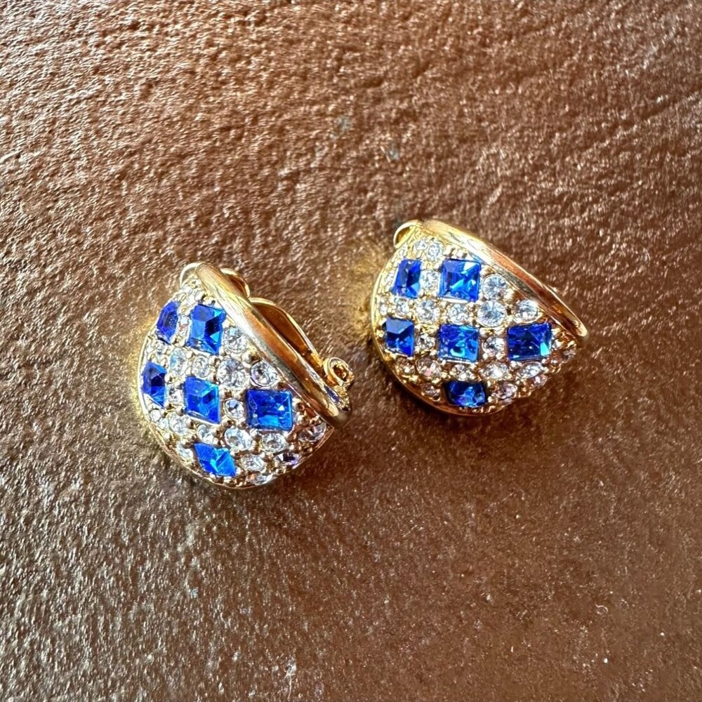 Vintage Swarovski Gold-Tone Clip-On Earrings Blue Clear Crystals Huggie Hoop - Picture 5 of 9